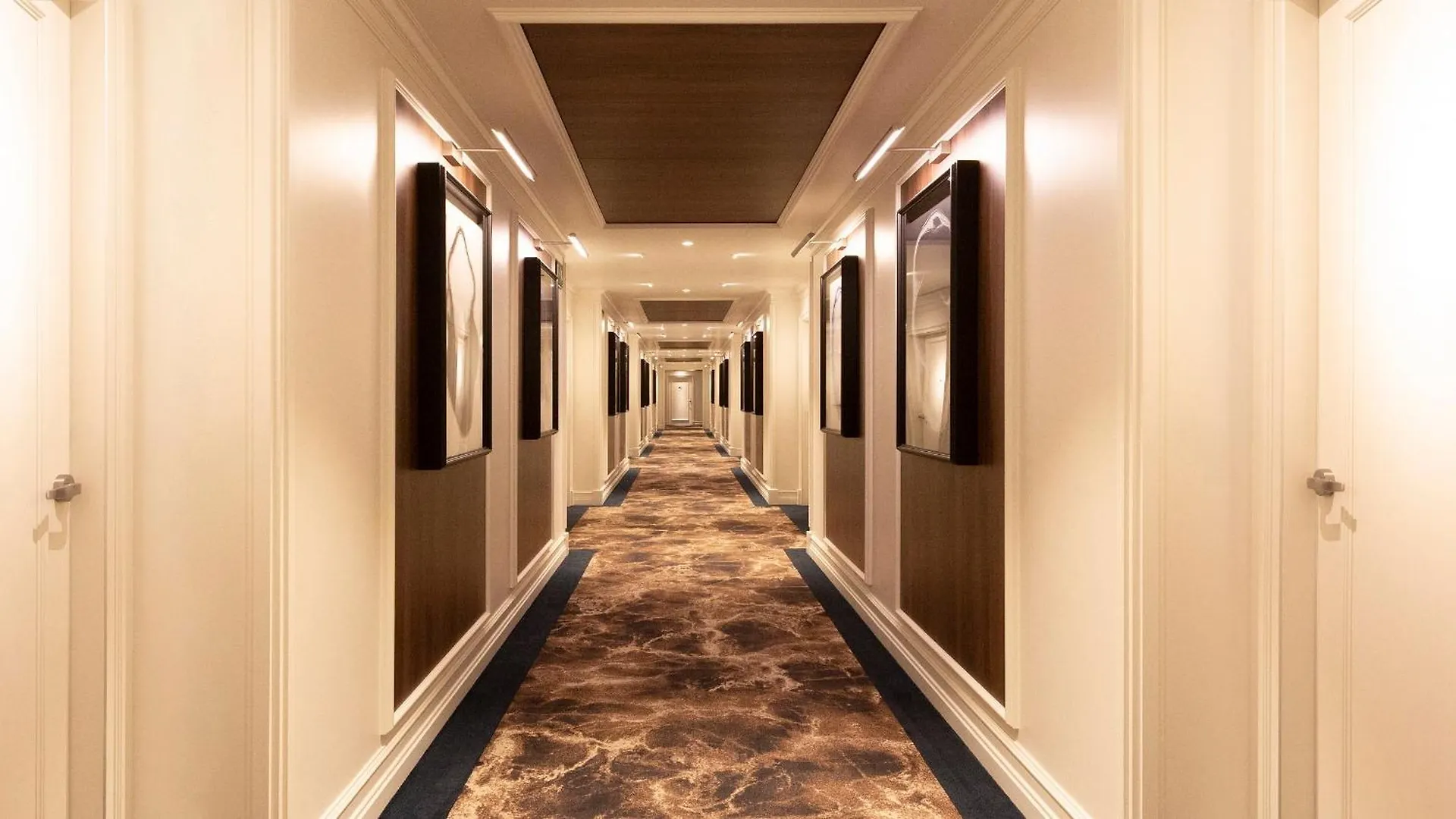 ***** Hotel Sofitel Barcelona Skipper Hiszpania
